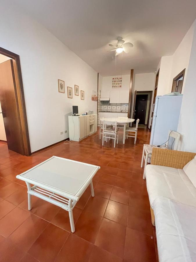 Condominio Union -Walterigato Apartments- Solo Per Famiglie- Jesolo Extérieur photo